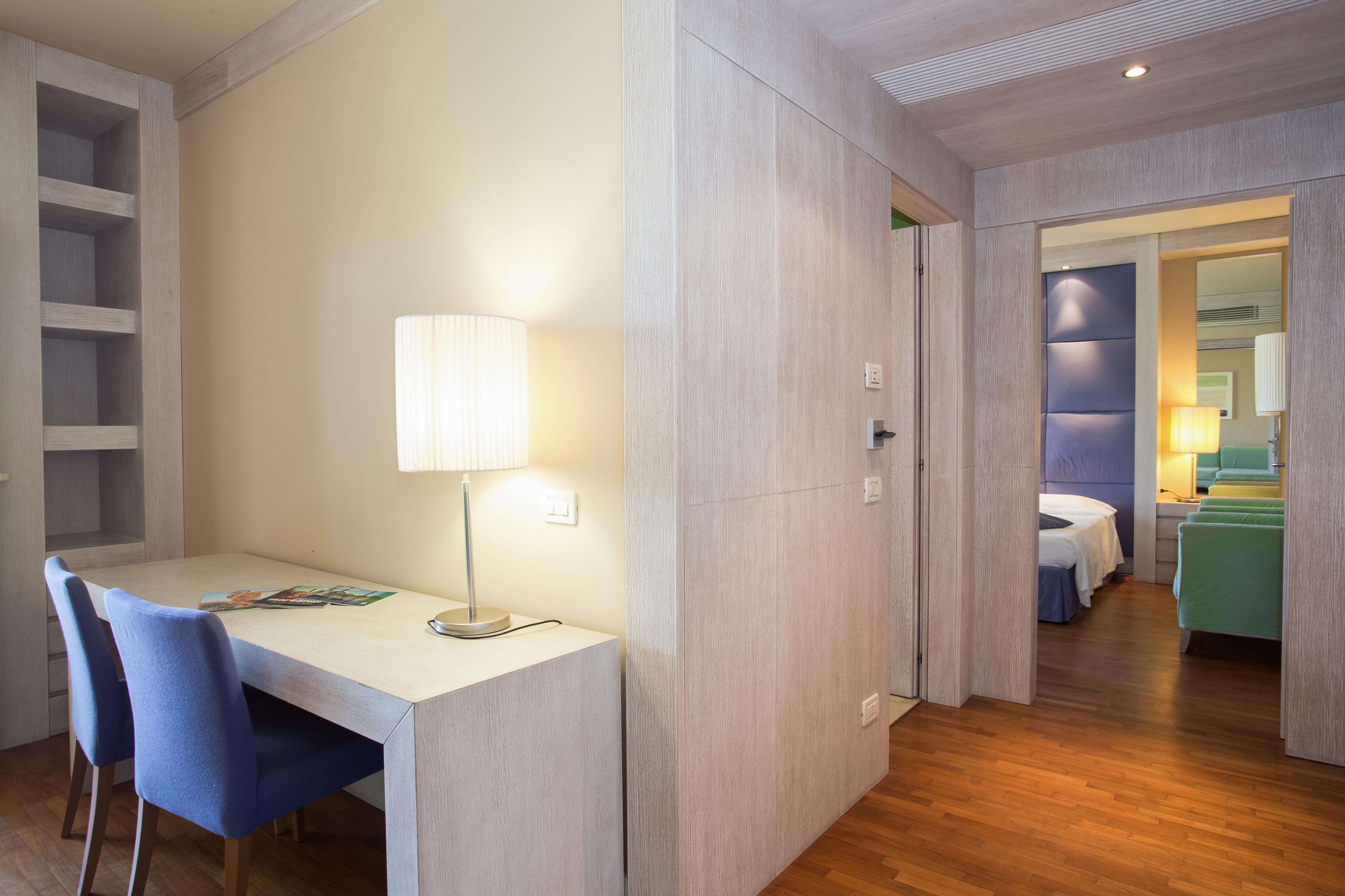 Th Tirrenia - Green Park Resort Kültér fotó